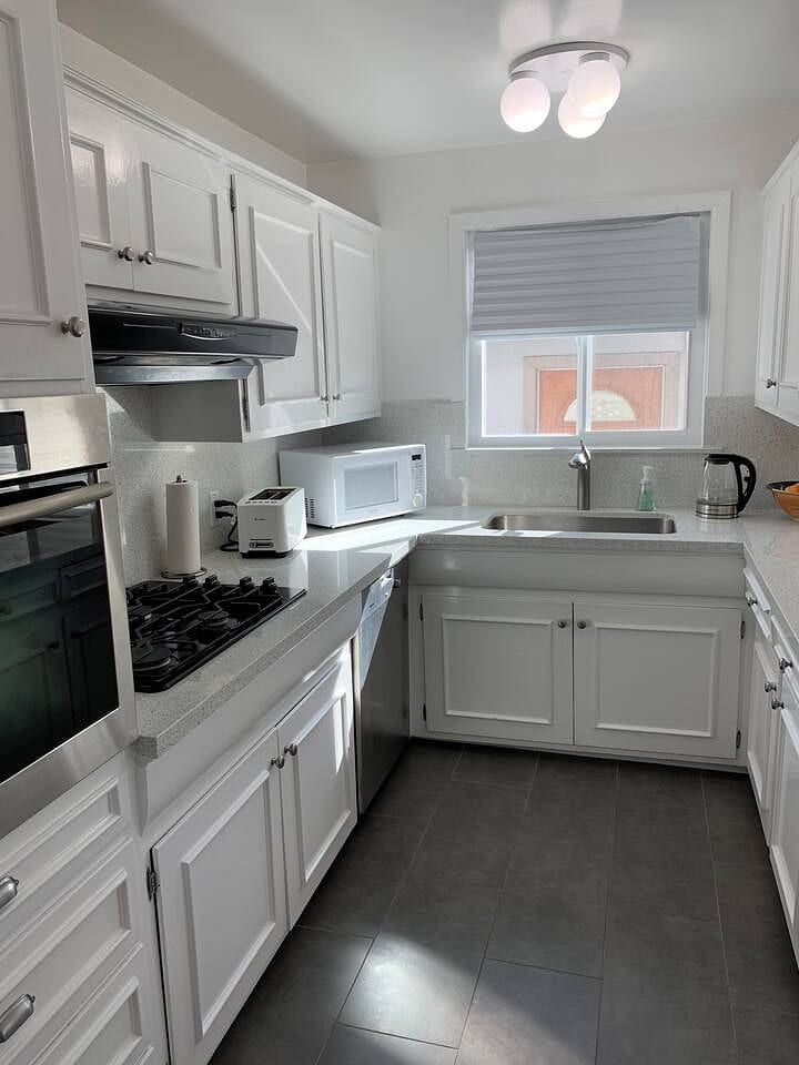 Furnished Finder property 242985_1 photo 4