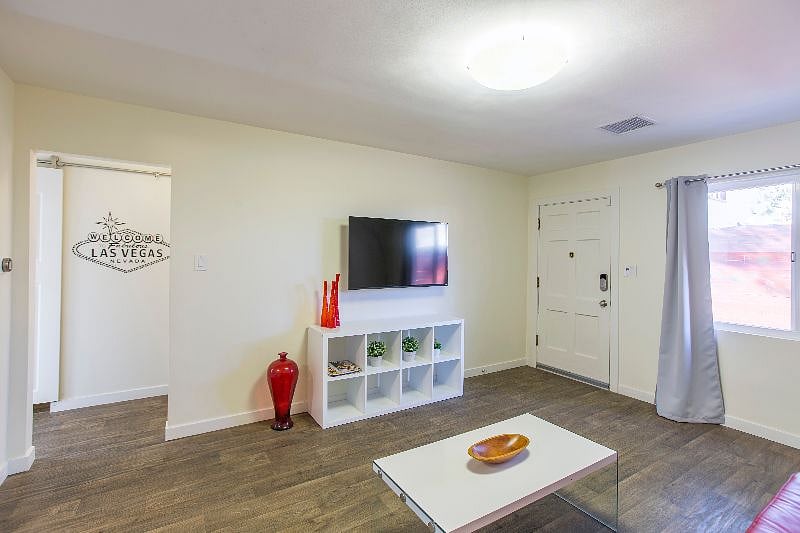 Furnished Finder property 243014_1 photo 6