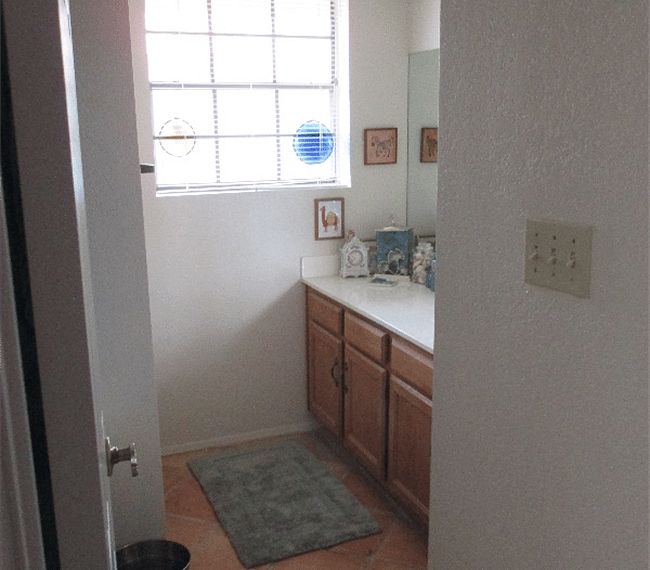 Private bath next to the bedroom, washer and dryer are next to the bathroom