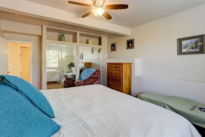 Master Bedroom Mirrored Closet Doors.