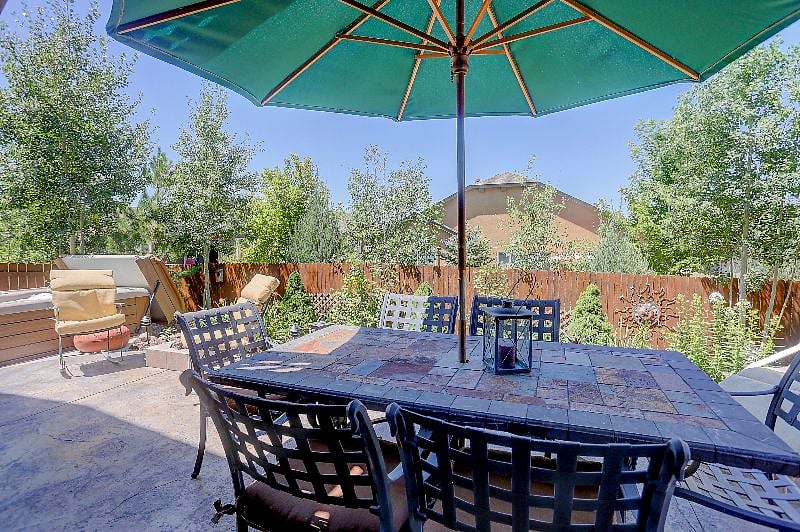 Patio Table Seats 6+
