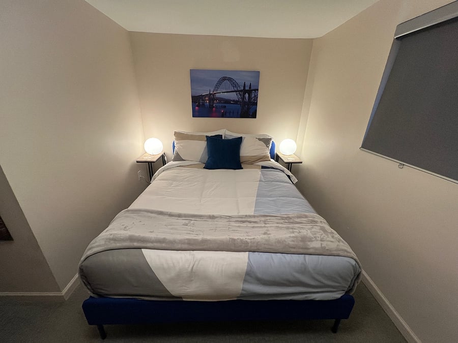 Queen size bed