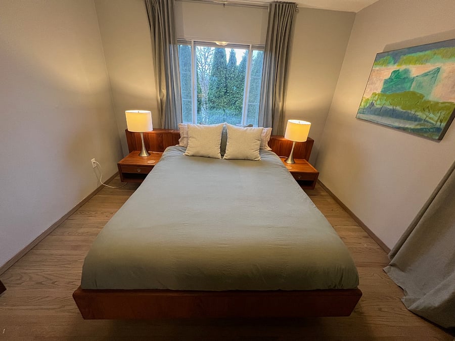 Front guest room