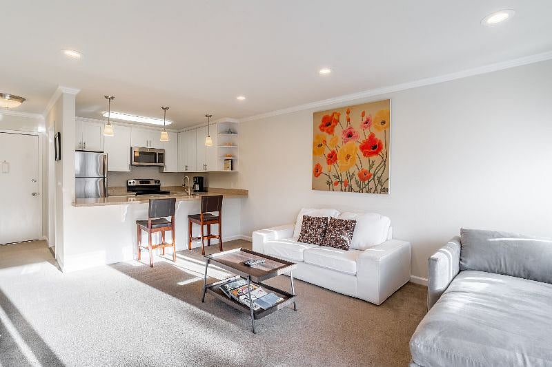Furnished Finder property 244026_1 photo 3