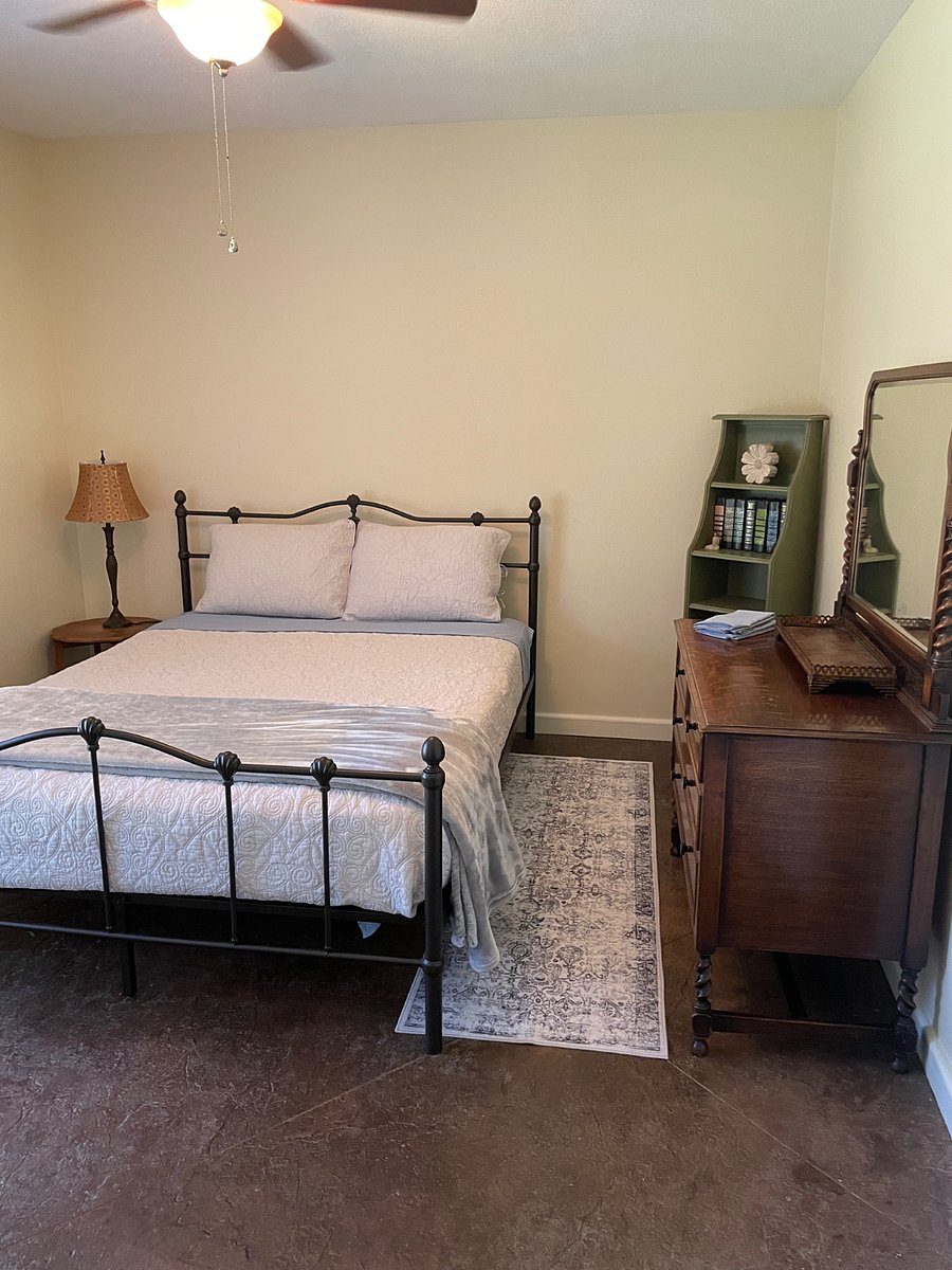Furnished Finder property 244032_1 photo 9