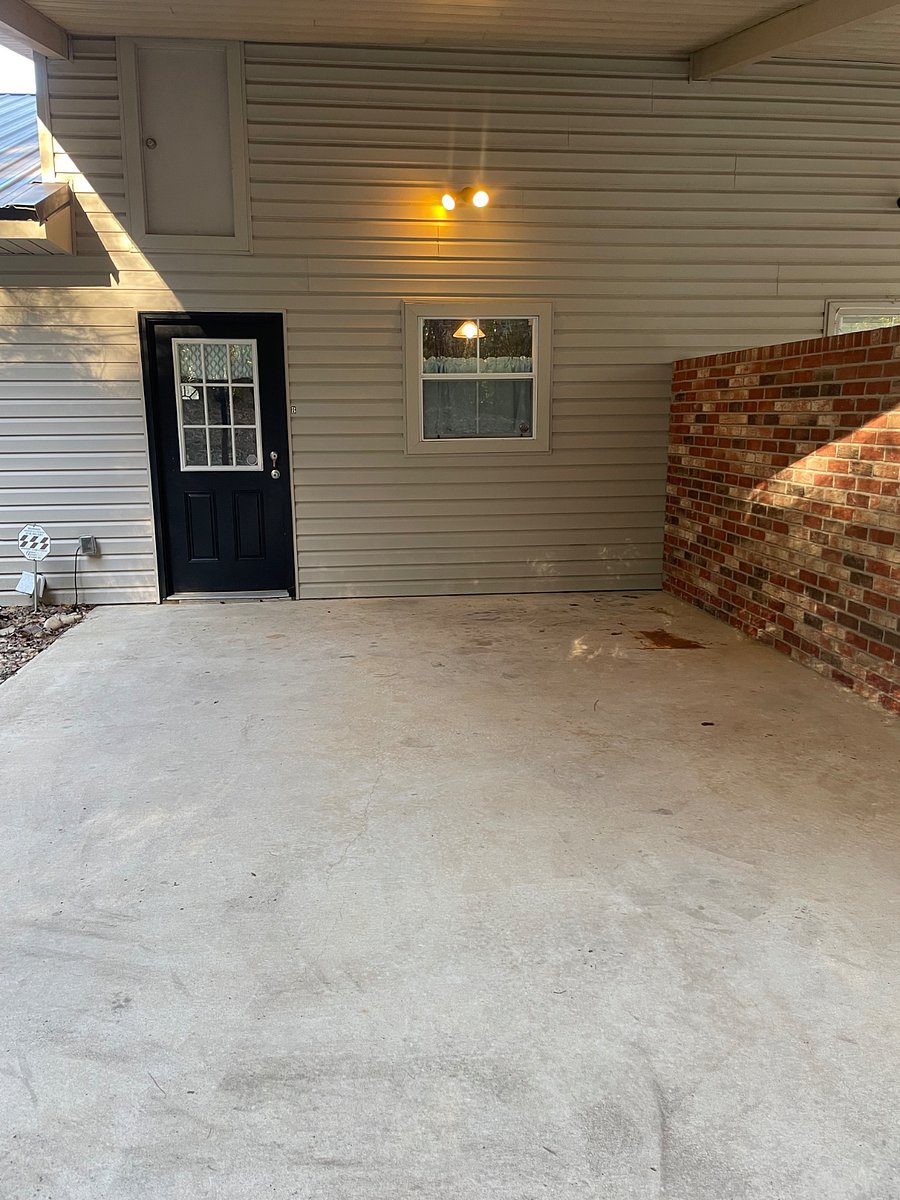 Carport/car park with lighting 