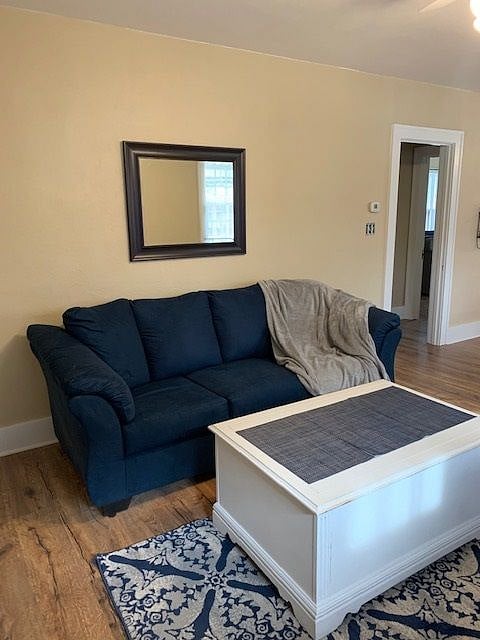 Furnished Finder property 244380_1 photo 3