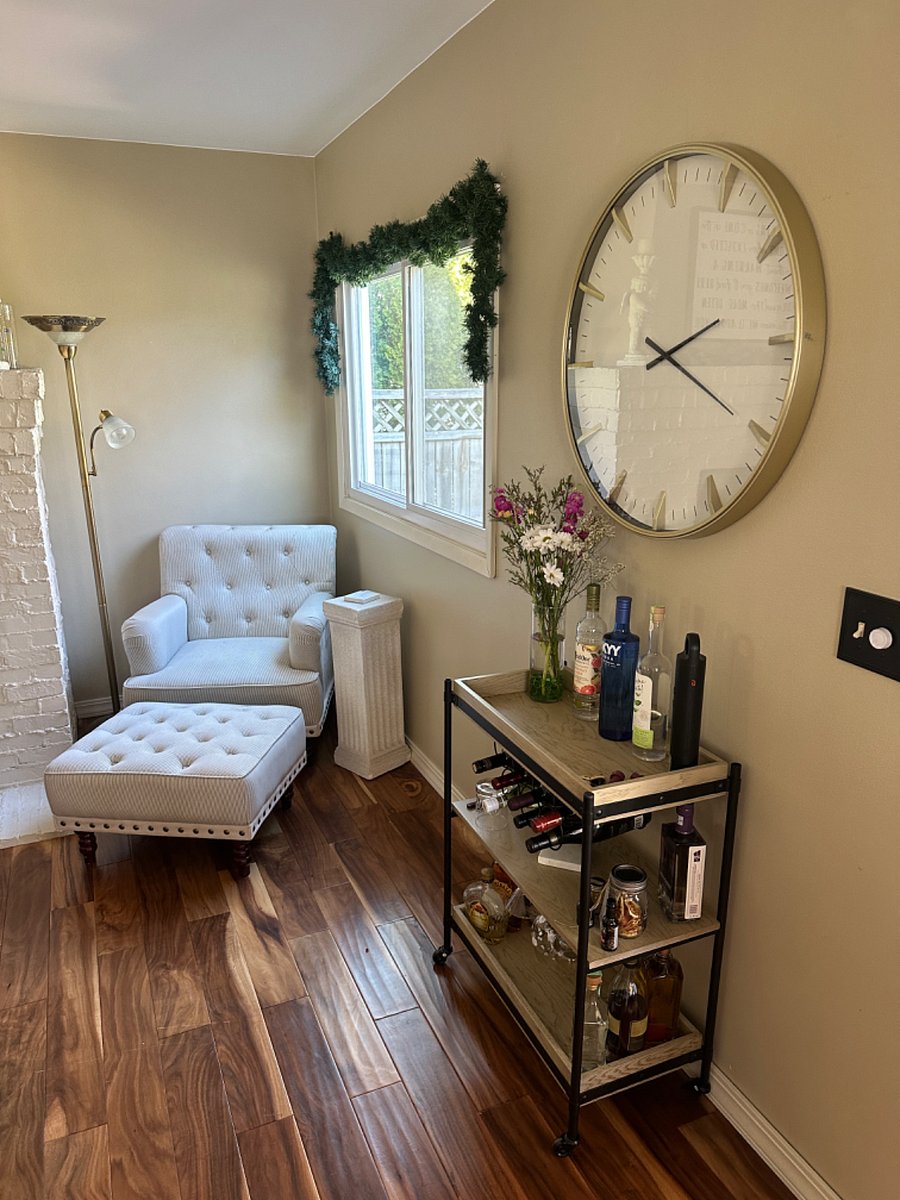 Dining Room w/Fireplace