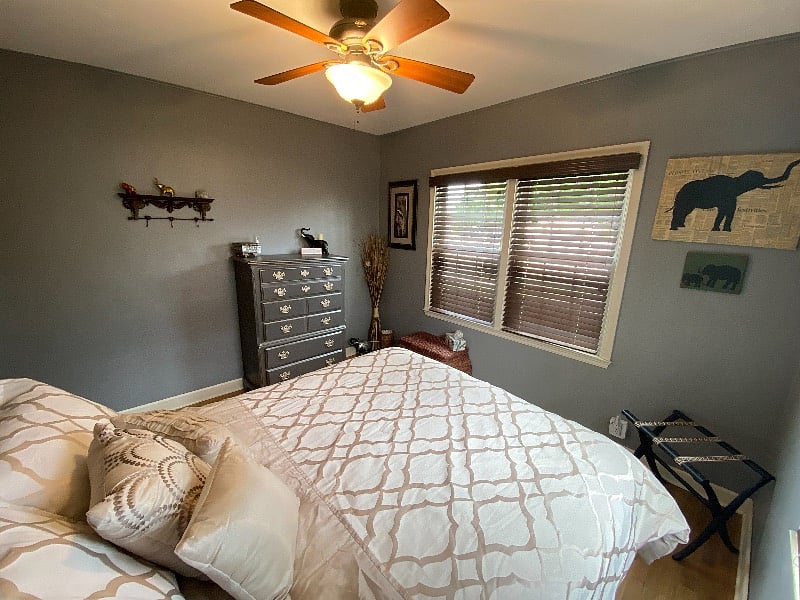 Queen Bed, First Floor