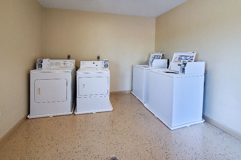 Furnished Finder property 245358_1 photo 16
