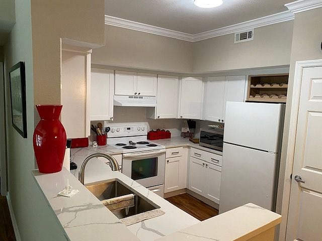 Furnished Finder property 245362_1 photo 10