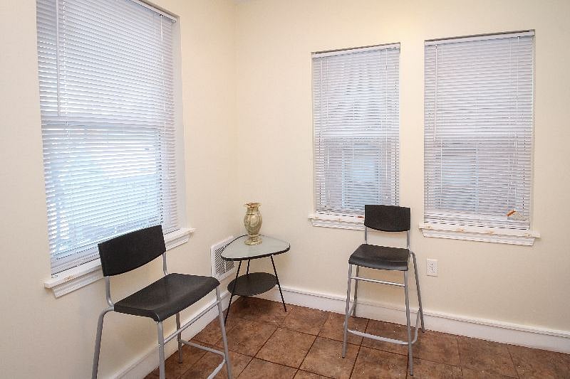 Entrance Foyer Sitting Area - shared space