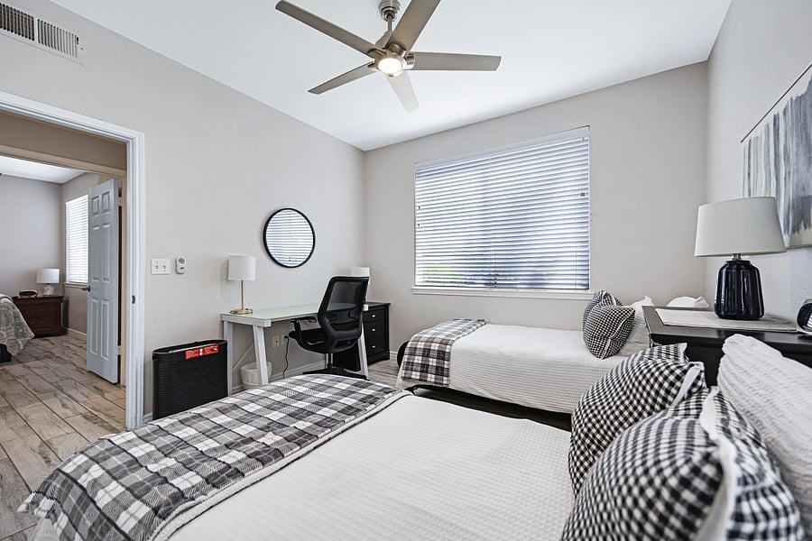Furnished Finder property 246129_1 photo 27