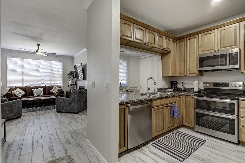 Furnished Finder property 246129_1 photo 11