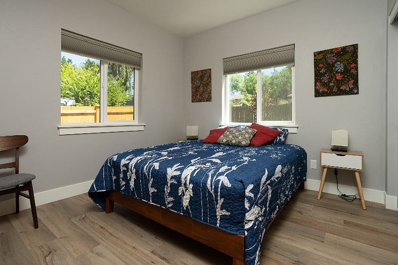 Furnished Finder property 246197_1 photo 8