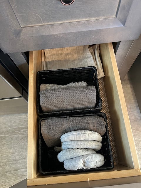 Hot pads and dish towels
