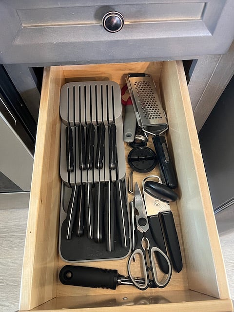 Knives and other kitchen tools