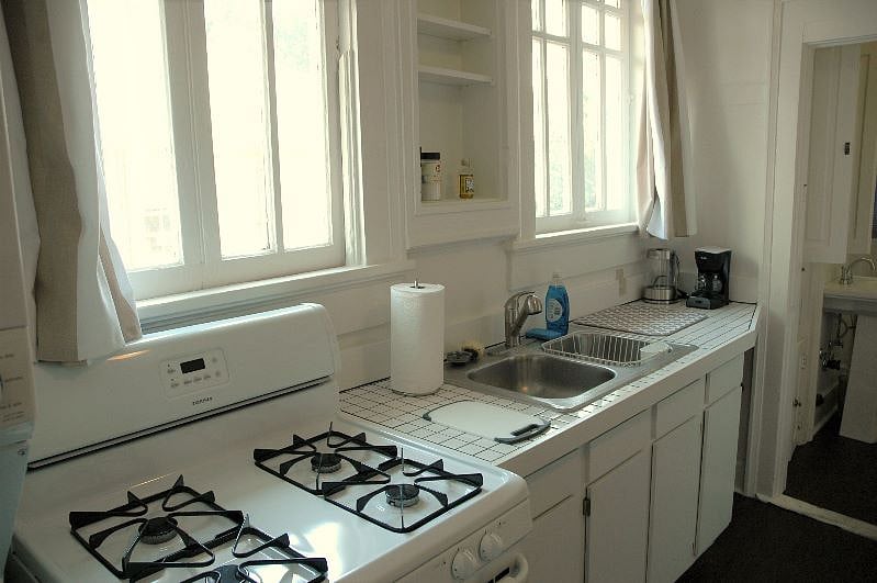 Furnished Finder property 246274_1 photo 11