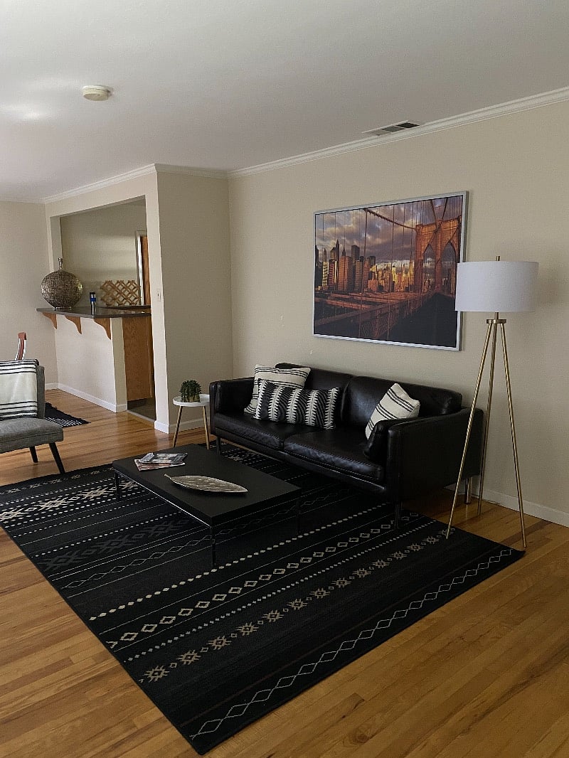 Entrance room
