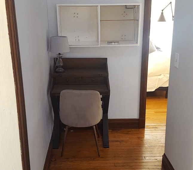 Secretary desk in pass-through space