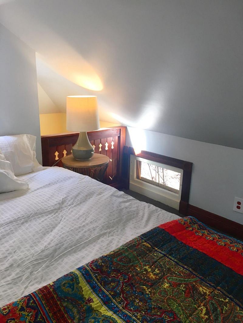 Upstairs loft bedroom
