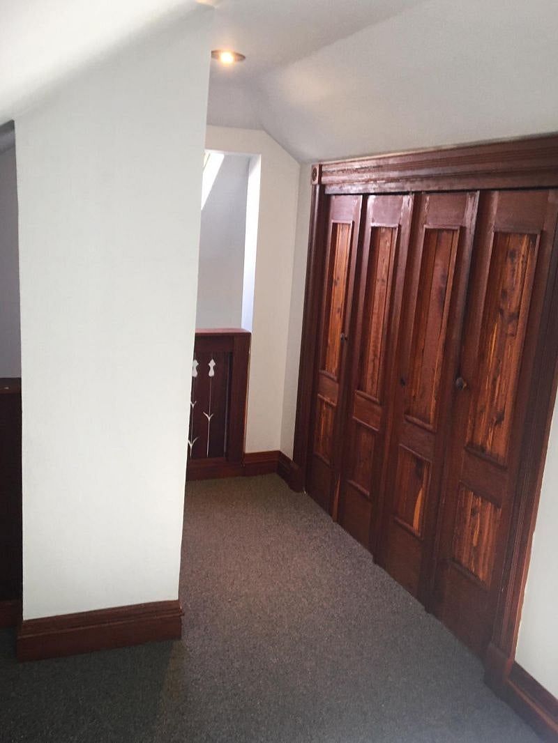 Upstairs loft bedroom