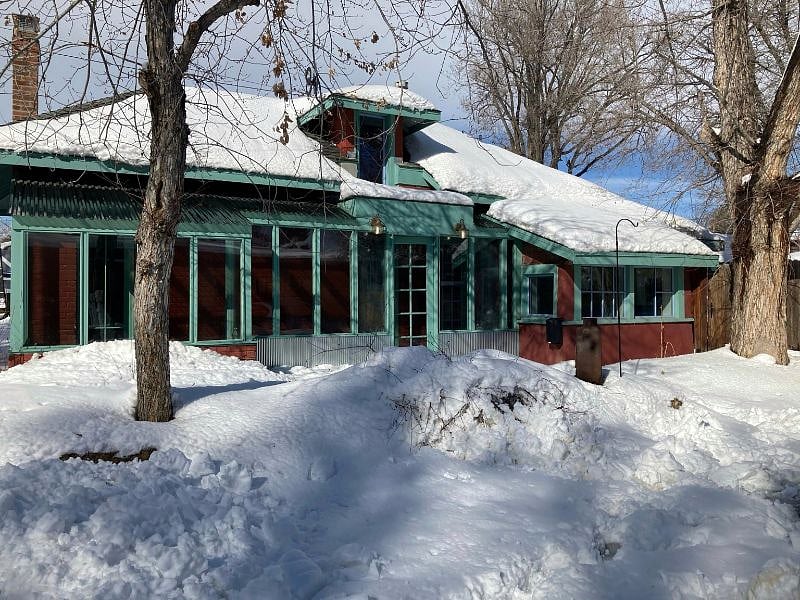 Front cottage- snow