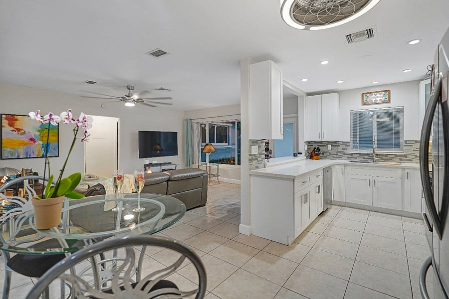 Furnished Finder property 246700_1 photo 10