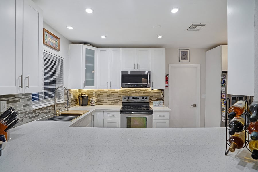 Furnished Finder property 246700_1 photo 11