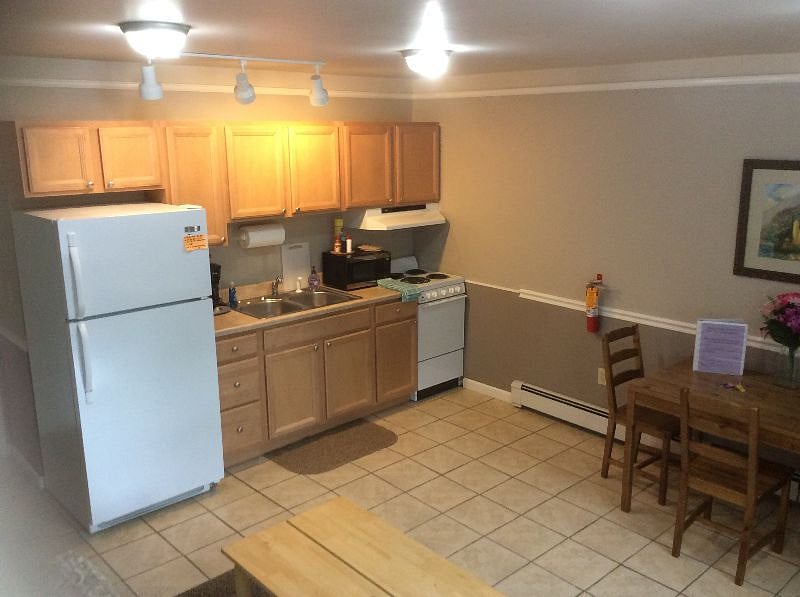 Furnished Finder property 246873_5 photo 3