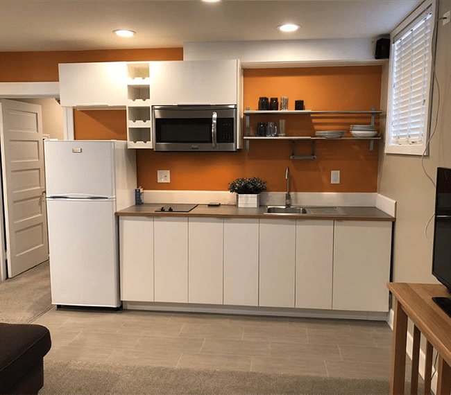 Efficiency kitchen with lots of storage
