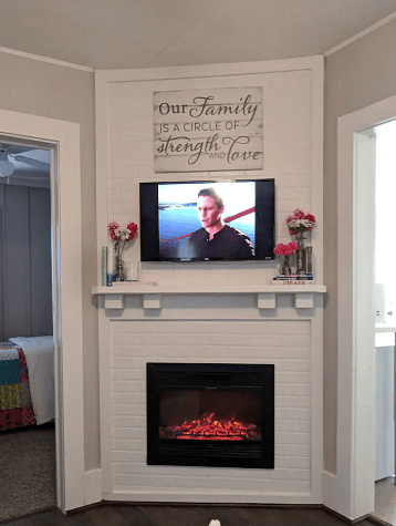 Flat-screen TV with Netflix and Hulu available as well as high speed internet