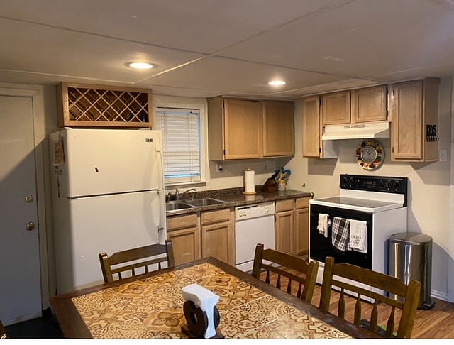 Furnished Finder property 247622_1 photo 9