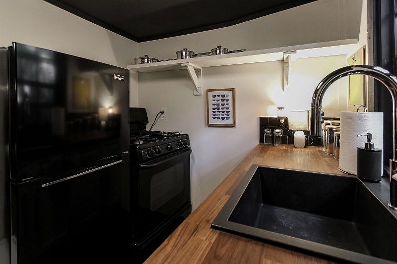 Furnished Finder property 247713_3 photo 17