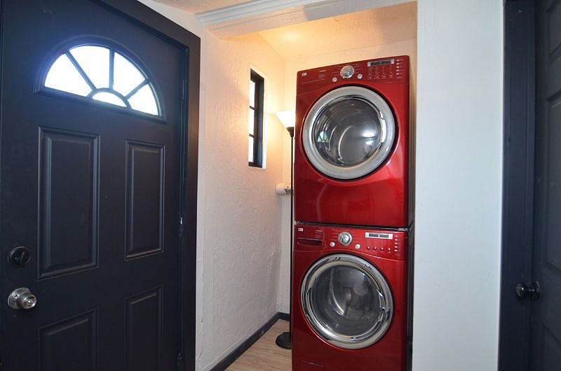 Furnished Finder property 247713_4 photo 30