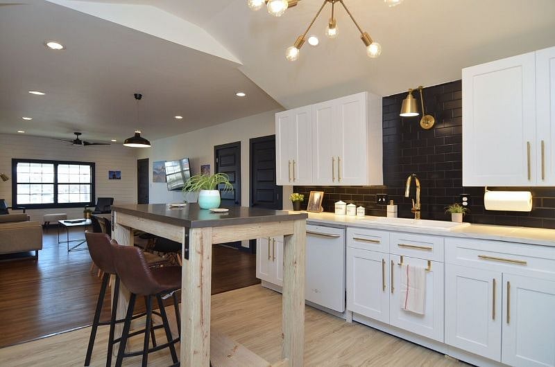 Furnished Finder property 247713_5 photo 15