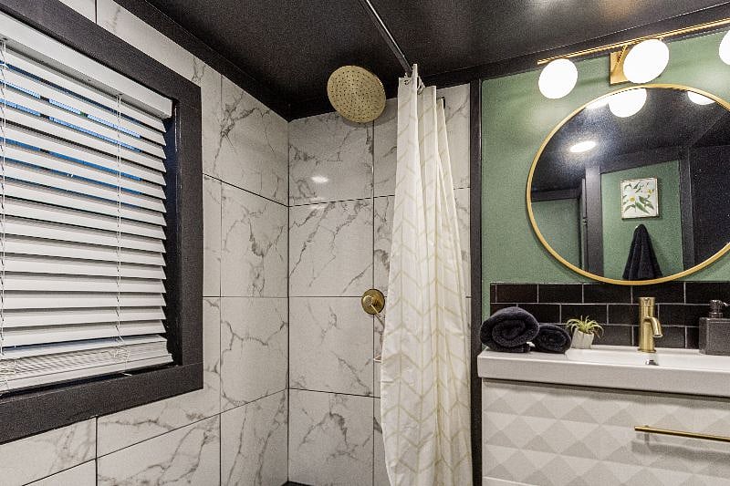 Furnished Finder property 247713_8 photo 12