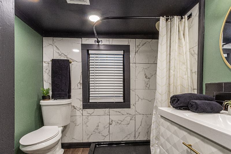 Furnished Finder property 247713_8 photo 24