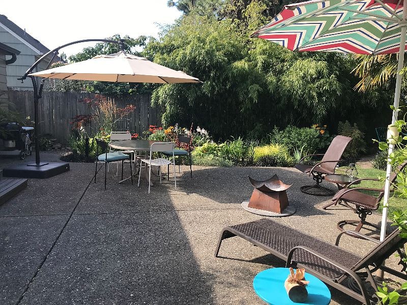 Summertime patio dining