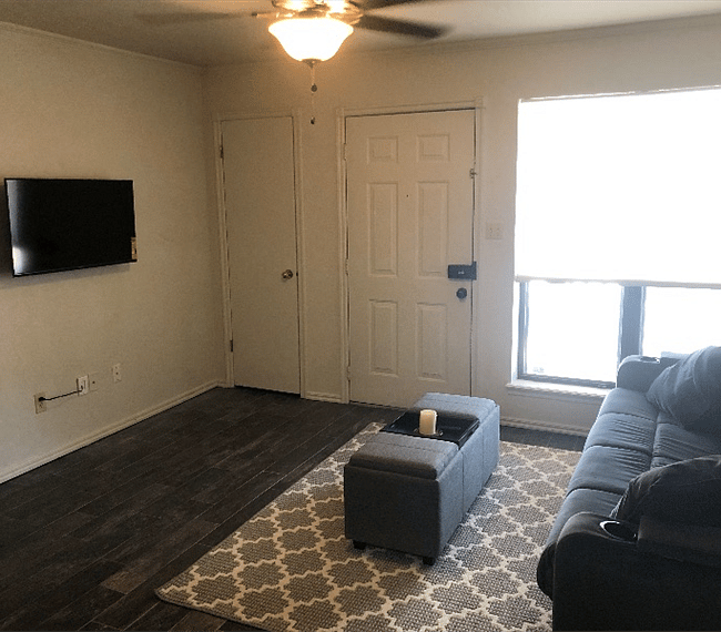Furnished Finder property 247864_1 photo 12