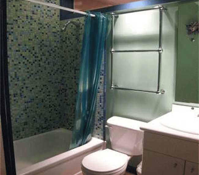 Bathroom Shower/tub. Towels provided, but not shown.