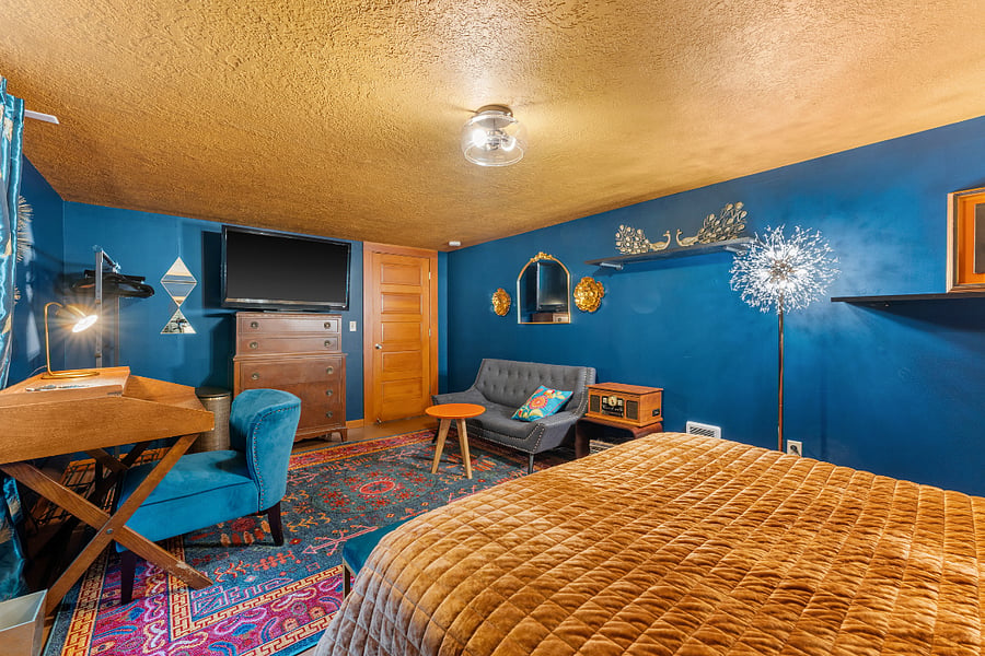 Bedroom #1