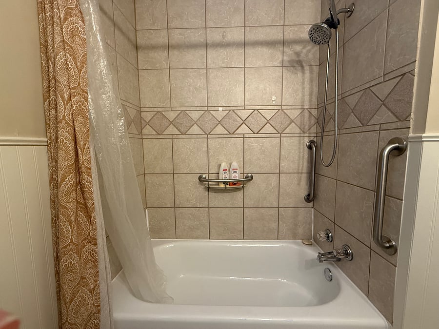 Full Bath