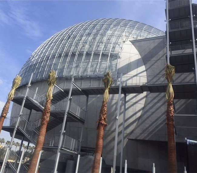 Forthcoming film museum and venue for Oscars, walking or short drive. 
