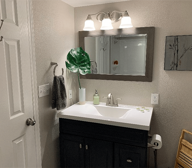 Fully equipped bathroom with style