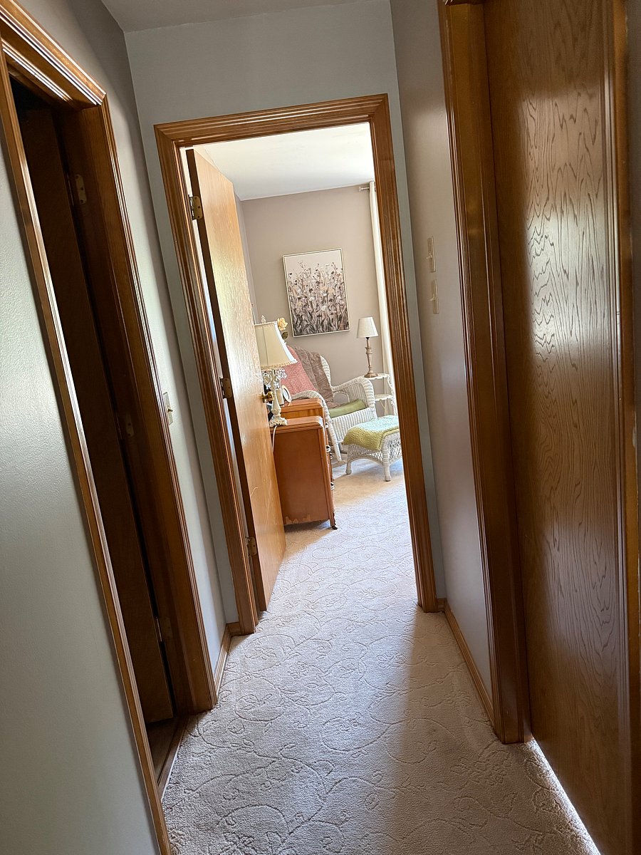 Hallway showing bedroom in relationship to bathroom (on the left)