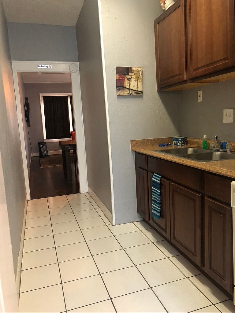 Furnished Finder property 248450_2 photo 3