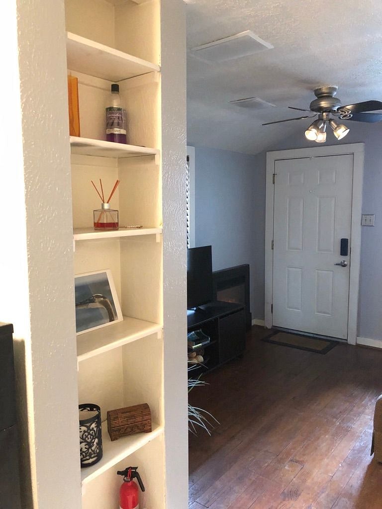 Furnished Finder property 248450_3 photo 3