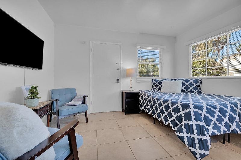 Furnished Finder property 248607_3 photo 2