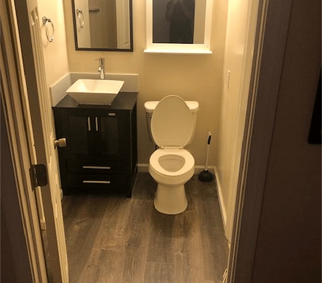 1st suite bathroom